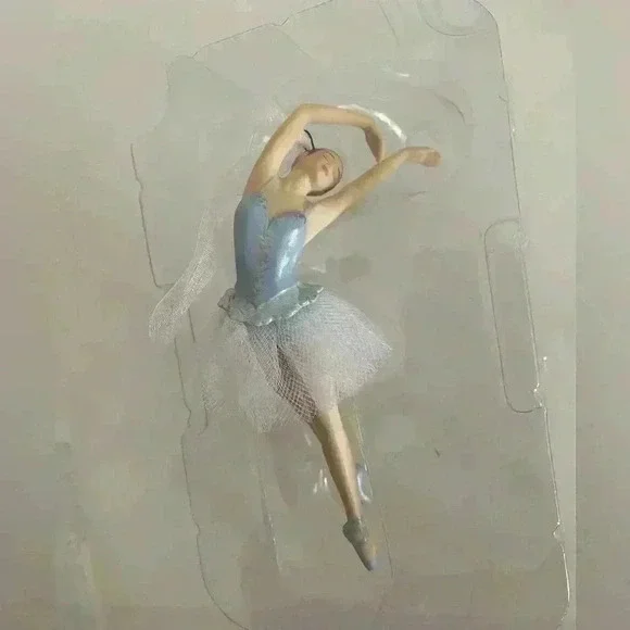 Hallmark Keepsake Ornament - Picture 11 of 11